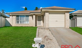 Property at 8 Bottlebrush Cove, Oxley Vale