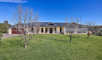 Property at 6 Casuarina Drive, North Tamworth