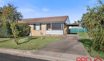 Property at 2/1 Bell Street, South Tamworth