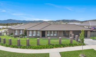 Property at 92 Verdelho Drive, North Tamworth