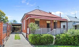 Property at 19 Gipps Street, West Tamworth