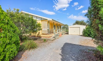 Property at 41 Carinya Avenue, Manilla