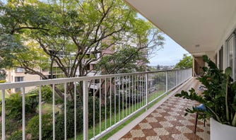 Property at 4/48 Dunmore Terrace, Auchenflower