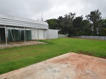 10 Moloney Street, North Toowoomba, Qld 4350 - House for 