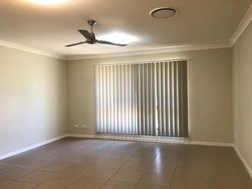 2/18 Thurston Drive, Moranbah, Qld 4744 - House for Sale 