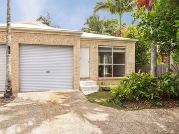 2/23 Menzies Drive, Pacific Paradise, Qld 4564 - Duplex/Semi-detached