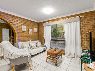 2/35 Chelsea Avenue, Broadbeach, QLD, 4218 - Image 3