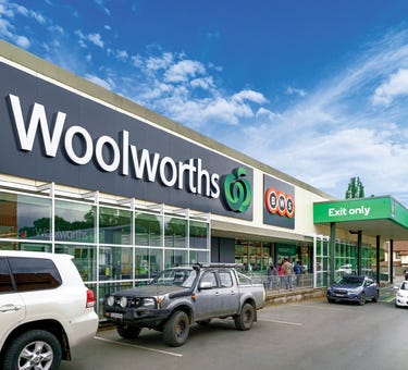 Woolworths, 12-20 Vale Street, Cooma, NSW 2630