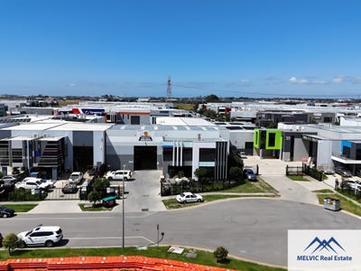 21 Silvretta Court, Clyde North, VIC