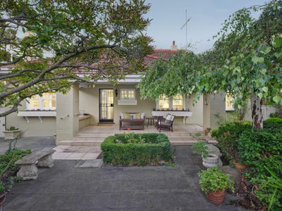 2 Holly Street, Camberwell, VIC