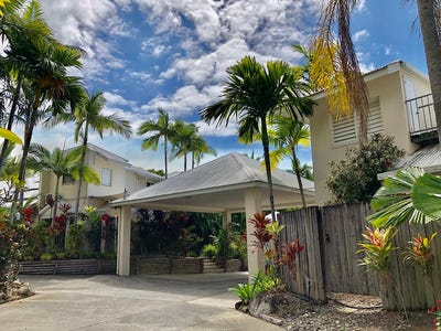 8325 Warren Street, Palm Cove, QLD