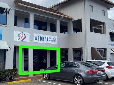 15 Pease Street, Manoora, QLD