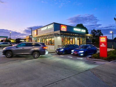Hungry Jack's, 1-5 Monahans Road, Cranbourne West, VIC
