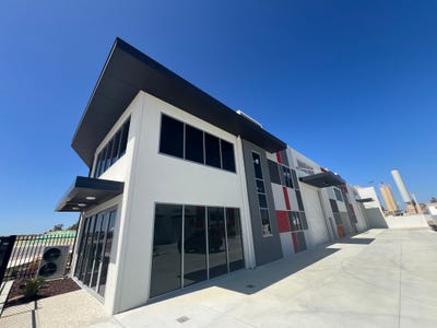 42 Pinnacle Drive, Neerabup, WA