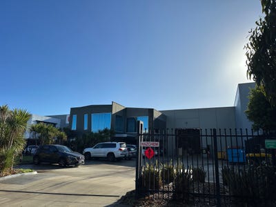 4 Lakewood Boulevard, Carrum Downs, VIC