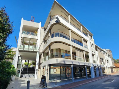 "St Quentins", 17/40 St Quentin Avenue, Claremont, WA