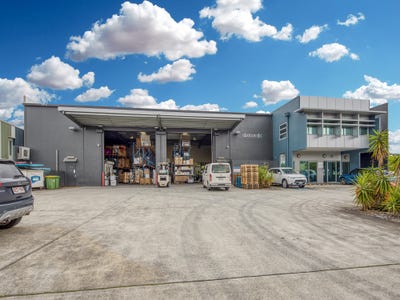 9 University Drive, Meadowbrook, QLD