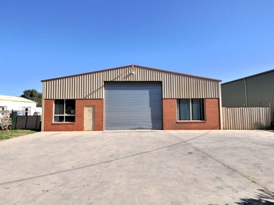 233 Woodward Road, Golden Square, VIC