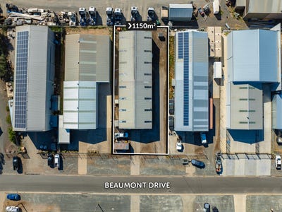 16 Beaumont Drive, Delacombe, VIC