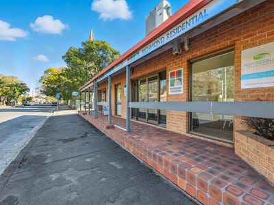 Shop 17, Orange Grove Mall, 17/296-298 Windsor Street, Richmond, NSW