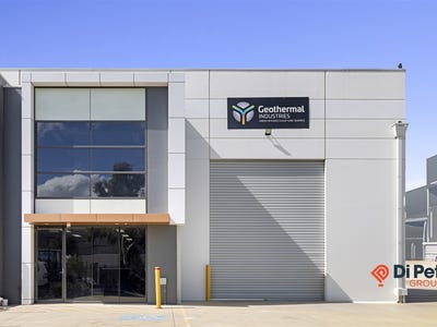 17 Paramount Boulevard, Cranbourne West, VIC