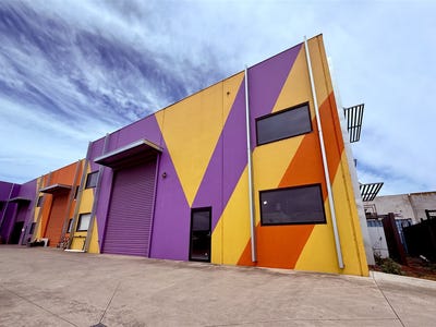 1/2 Webb Court, Epping, VIC