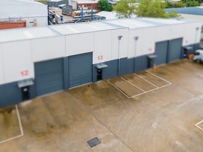 13/5 Bridge Street, Newtown, VIC