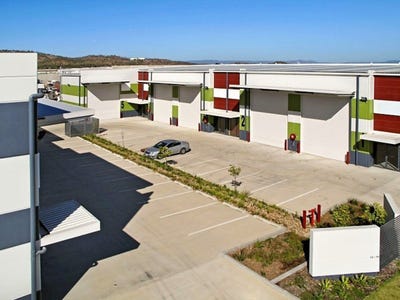 Unit 4, 72-78 Crocodile Crescent, Mount St John, QLD