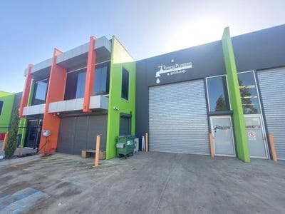 2/52 Barretta Road, Ravenhall, VIC