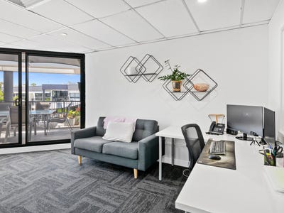 18/42 Bundall Road, Bundall, QLD