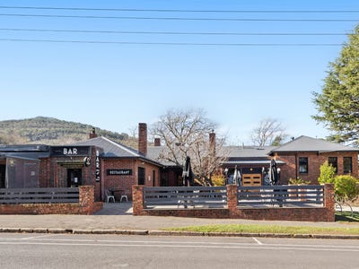 694-696 Mount Macedon Road, Mount Macedon, VIC