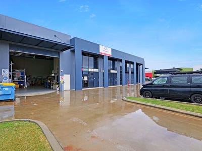 1/24 Tacoma Circuit, Canning Vale, WA