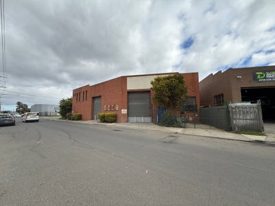 2 Disney Avenue, Keilor East, VIC