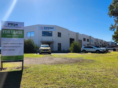 5a/242 Beringarra Avenue, Malaga, WA