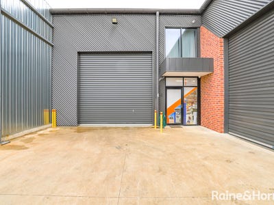 4/32 Corporation Avenue, Robin Hill, NSW