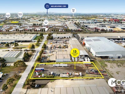 13 Oxford Road, Laverton North, VIC