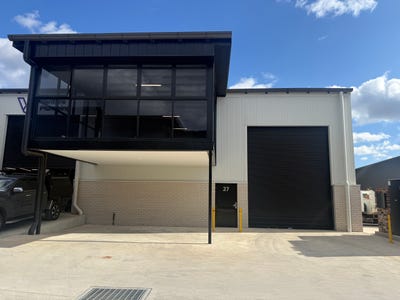 Unit  27, 25 Val Reid Crescent, Hume, ACT