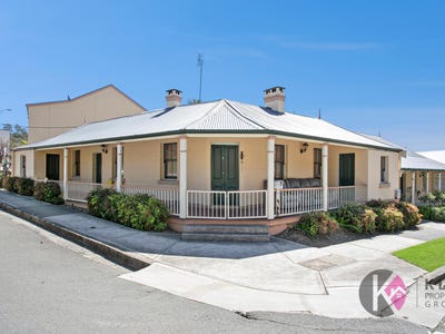 2/207a Menangle Street, Picton, NSW