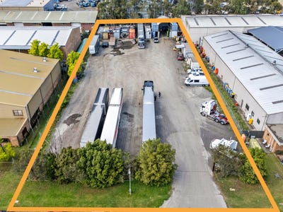 5 Pembury Road, Minto, NSW