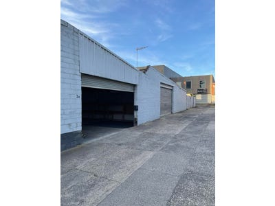 Unit B, 3 Silver Grove, Nunawading, VIC