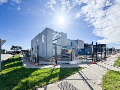 1/52 Palladium Circuit, Clyde North, VIC