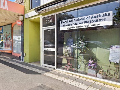 4/250 Charman  Road, Cheltenham, VIC
