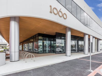 Retail 2, 1056 Dandenong Road, Carnegie, VIC