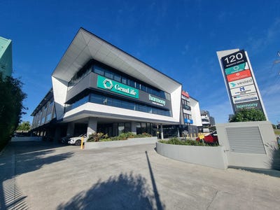 120 Siganto Drive, Helensvale, QLD