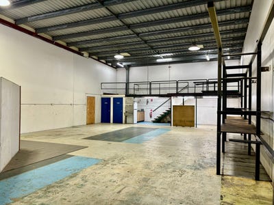 2/2 Kendor Street, Arundel, QLD