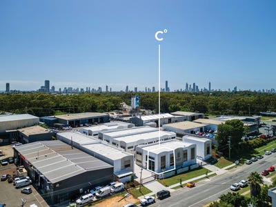 4/5 Bailey Crescent, Southport, QLD