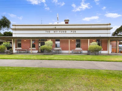 Wy Yung Pub, 120 Bullumwaal Road, Wy Yung, VIC