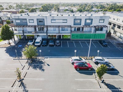 2-4 Maksi Way, Cranbourne North, VIC