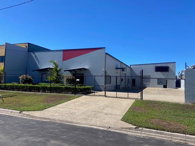 Units 1&2/14 Adelaide Street, Manunda, QLD