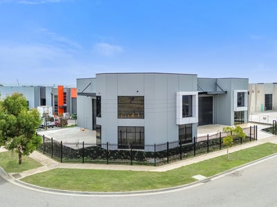 18 Lonhro Boulevard, Cranbourne West, VIC